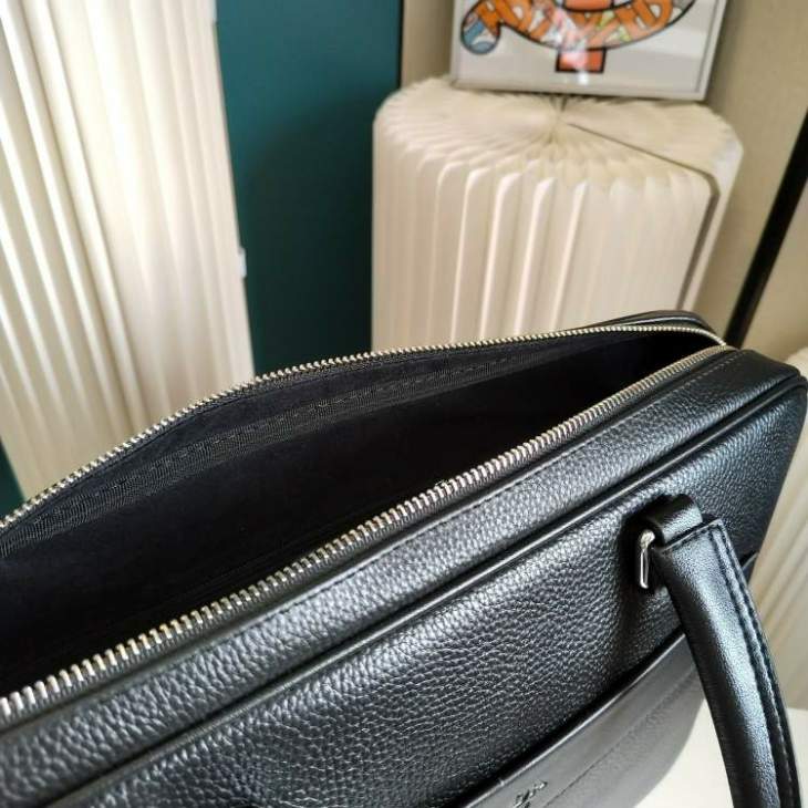 Picture of Prada Mens Bags _SKUfw167298762fw